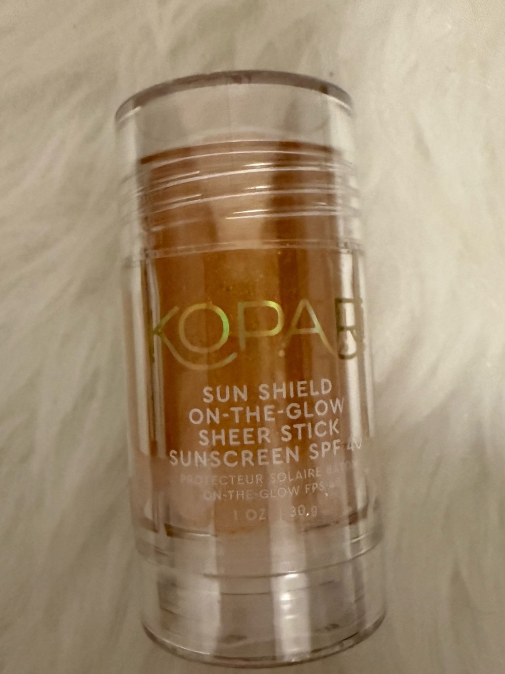 Kopari Sun Shield On-The-Glow Sheer Stick — Bronzy Peach SPF 40 - Picture 4 of 7